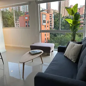 lujoso-apto-en-el-poblado-panormica-de-la-ciudad.colombiamedellinhotels.com/